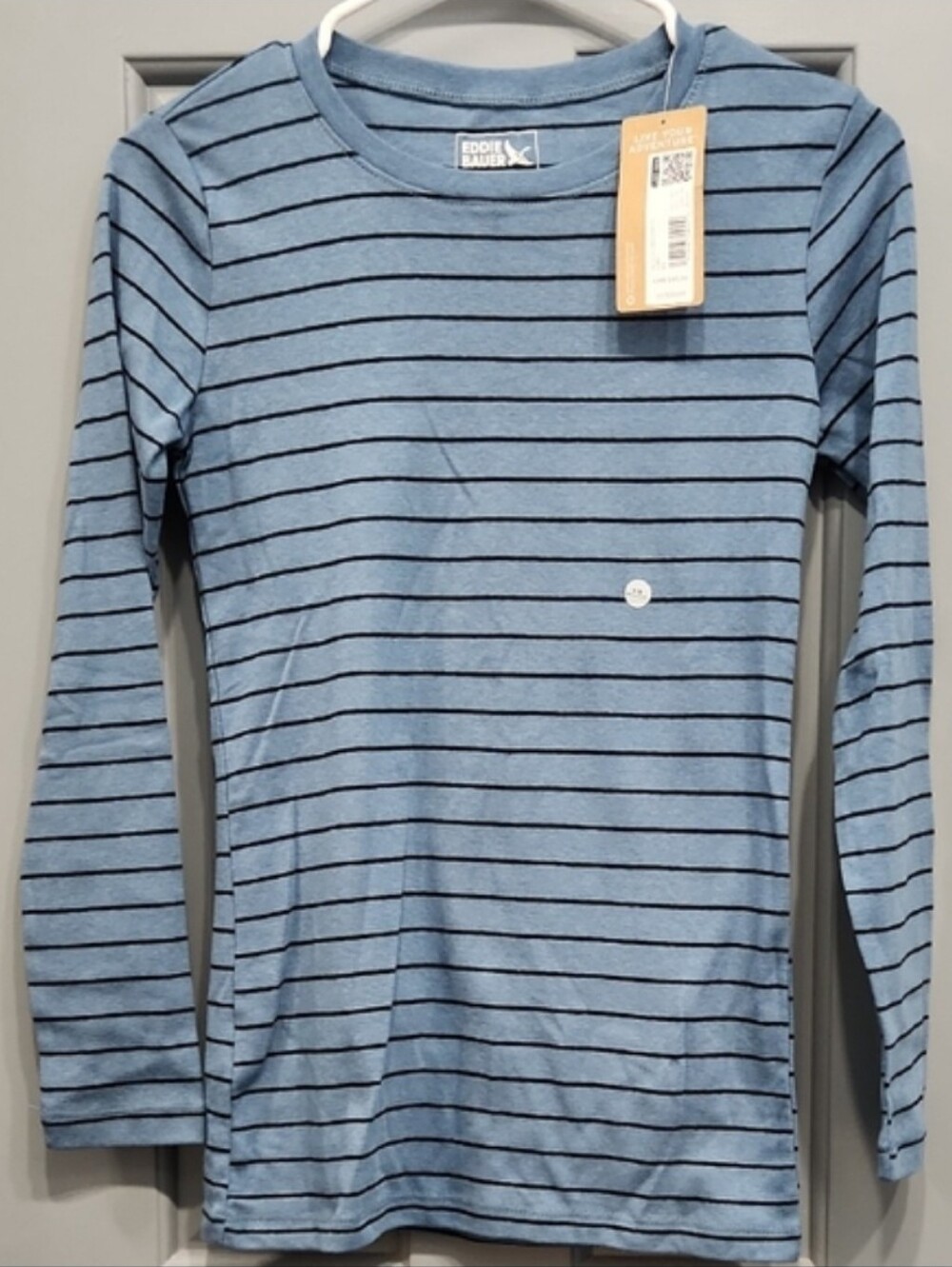 NWT Eddie Bauer Favorite Crew Blue Stripe ls Tee XS